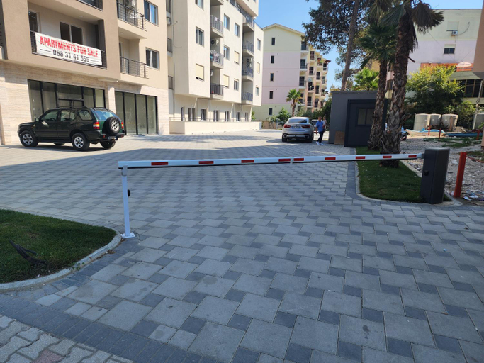 2, Meteor Apartments Golem, Kavajës