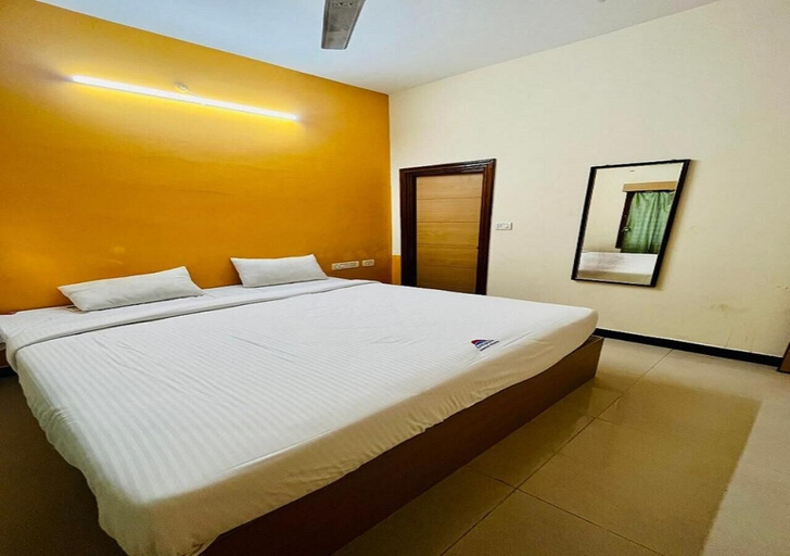 Others 3, Lingaa's Archana Homestay, Tiruvannamalai