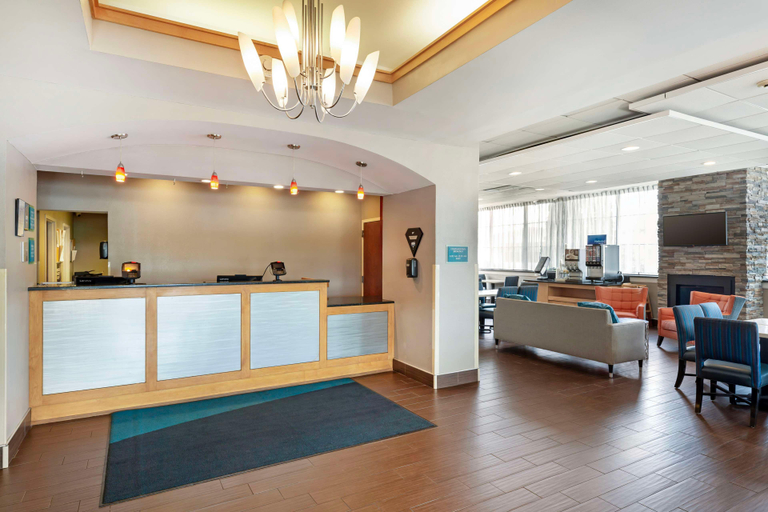 Public Area 2, Best Western Hartford Hotel & Suites, Hartford