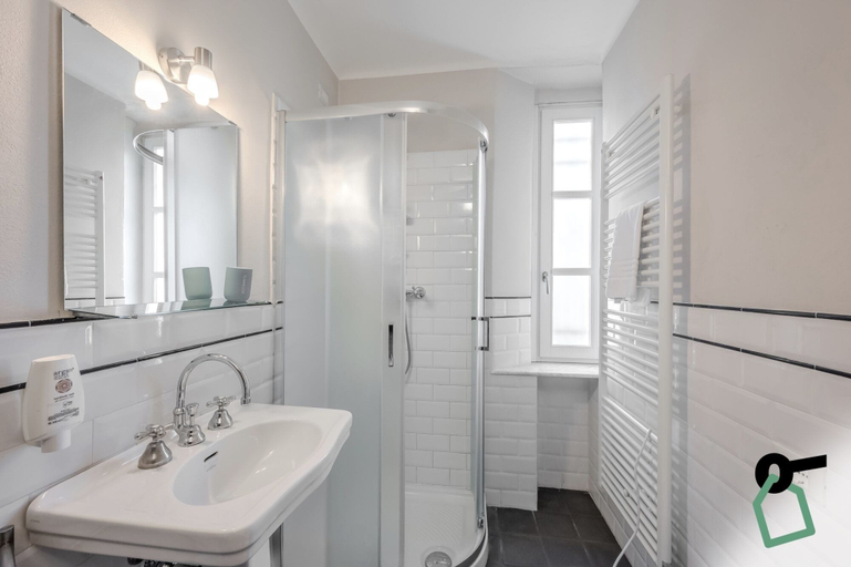 Bathroom 6