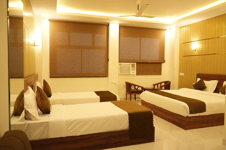 Bedroom 2, Hotel Golden Palace, Lucknow