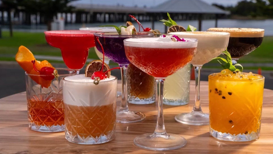 Food & Drinks, Resort on Cedar, Wollongong Bal