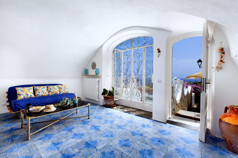 Room 3, La Casa del Maresciallo, Salerno