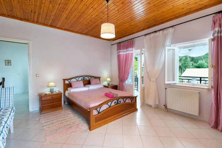 Room 2, Angelina Villa - Four Bedroom Traditional Paxos Villa, Ionian Islands