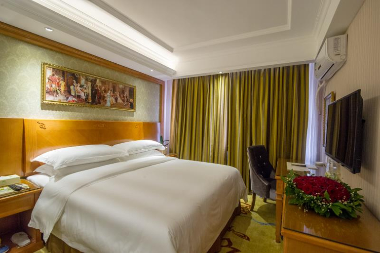 Bedroom 4, Vienna Hotel Guangxi Yangshuo Impression, Guilin