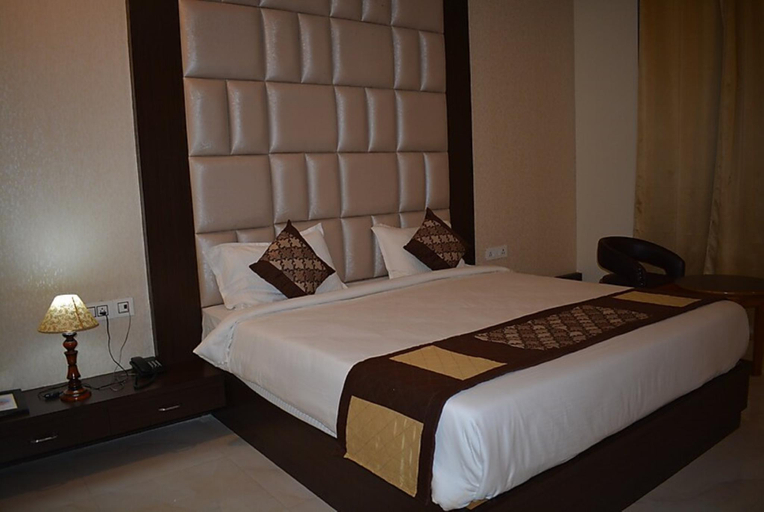 Bedroom 2, Hotel Sapphire Inn Siwan Bihar, Siwan