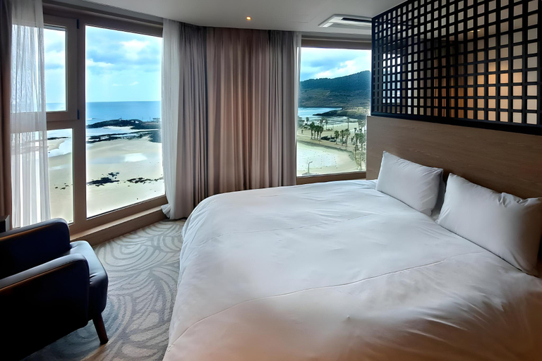 Bedroom 3, Ebenezer Hotel, Jeju