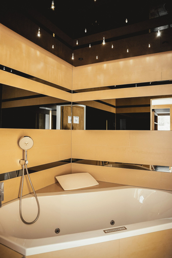 Bathroom 4, HELD - Hotel & SPA, Schwaz