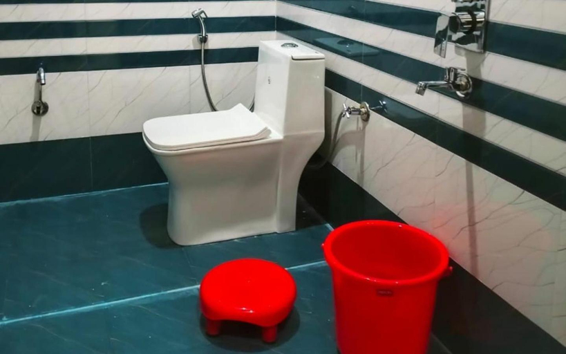 Bathroom, Om Retreats by StayApart, Rudraprayag