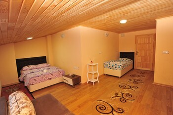 Others 3, Cam Motel, Çaykara