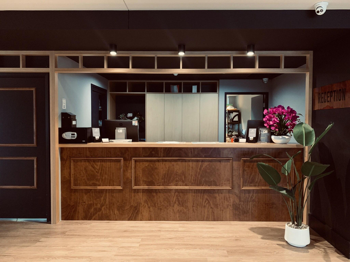 Public Area 5, Woodroffe Hotel, Gold Coast