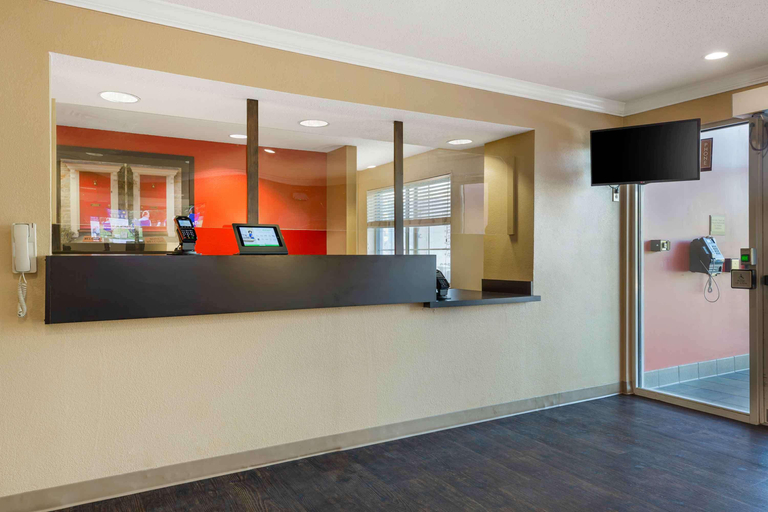 Public Area 2, Extended Stay America Suites Hartford Farmington, Hartford