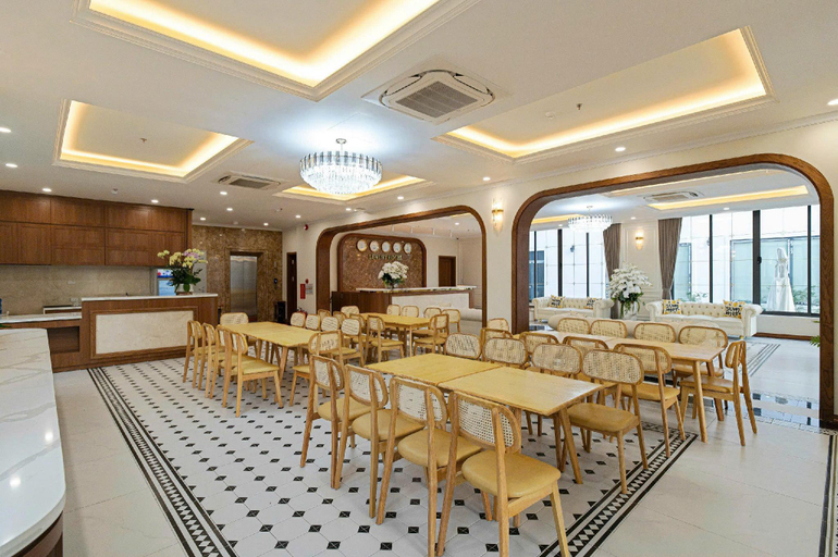 Food & Drinks, Tra Co Luxury Hotel & Resort , Móng Cái