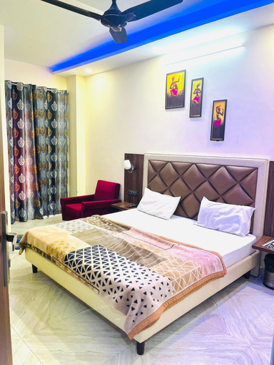 Others 5, Hotel Heaven, Rohtak