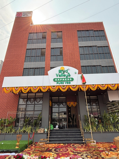 Exterior & Views 2, Mastiff Hotel Hinjawadi Pune by Othpl, Pune