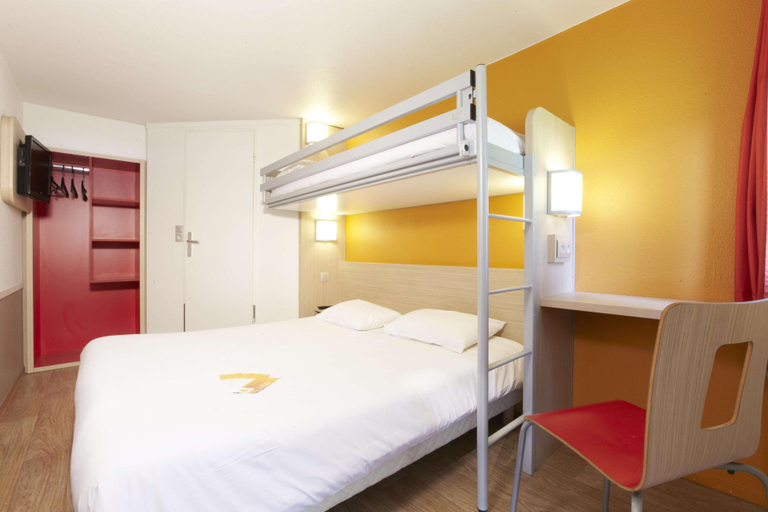 Bedroom 4, Premiere Classe Arles, Bouches-du-Rhône
