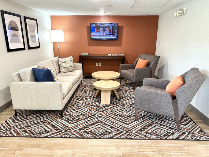 Public Area 2, Candlewood Suites SAVANNAH AIRPORT, Chatham
