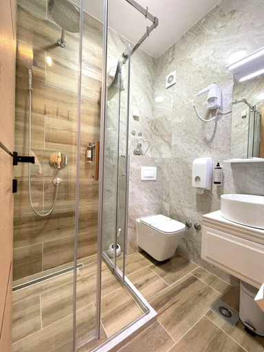 Bathroom 4, Hotel NPL CODE, Istočno Sarajevo