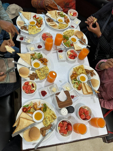 Food & Drinks 4, sisaipark village, Narayani