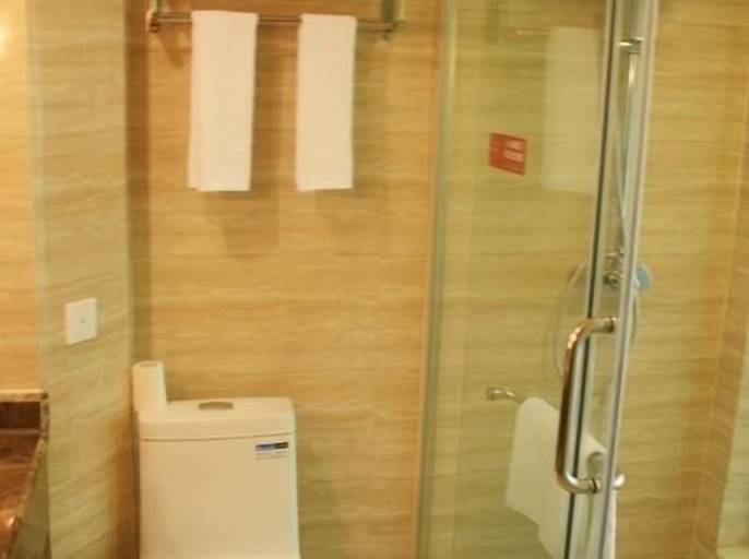 Bathroom 4, Hilton Garden Inn Chengdu Tianfu Panda Tower, Chengdu