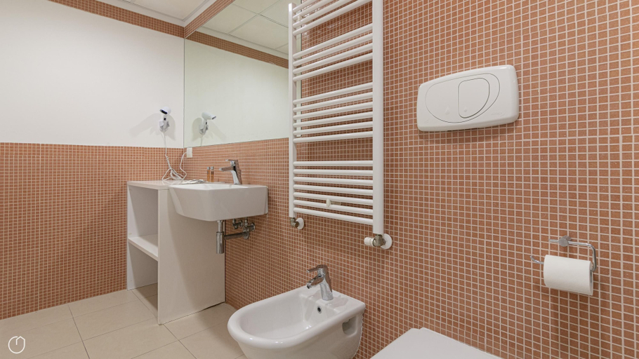 Bathroom 5, Residenza Excelsior 704, Chieti