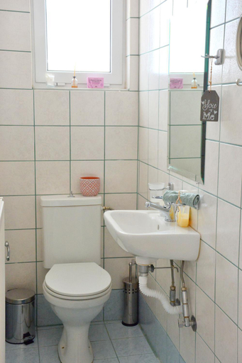 Bathroom 5, M home place, Epirus