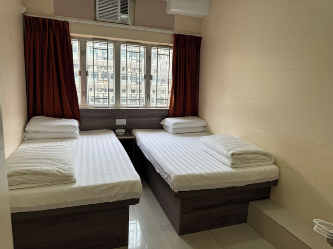 Bedroom 27