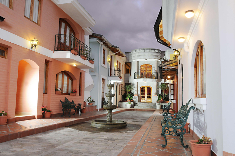 Public Area 4, Hotel Rincon de Puembo, BW Signature Collection, Quito