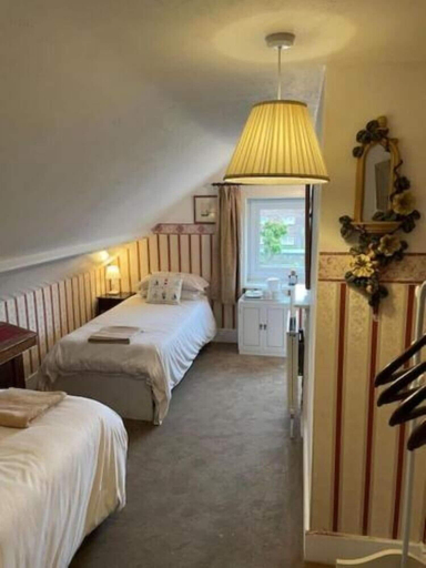 Bedroom 2, Regis Lodge Guesthouse, West Sussex