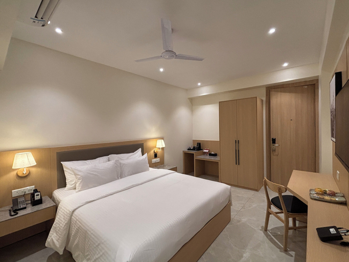 Bedroom 3, Mastiff Hotel Hinjawadi Pune by Othpl, Pune