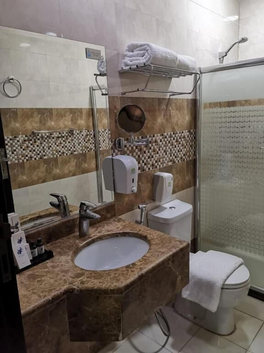 Bathroom 5, SwissBlue Serviced Apartments Economy Class, Jeddah
