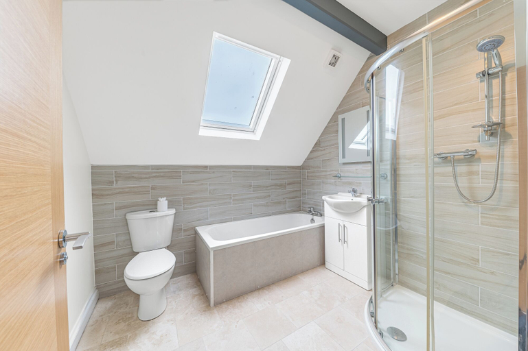 Bathroom 3, Abbey Apartments, Cumbria