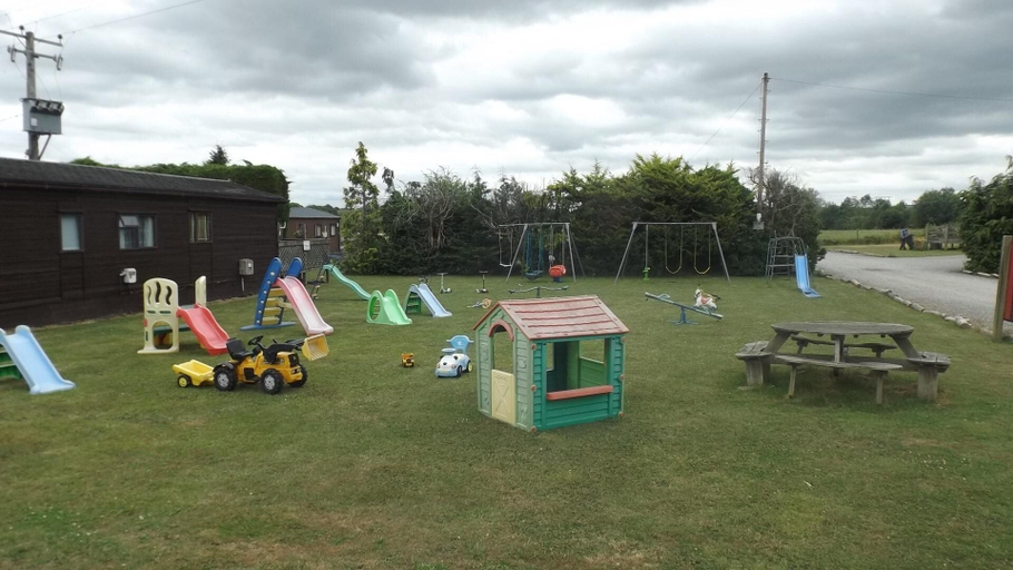 Children's area, Hand Built log Cabin at Avonvale Holiday Lodges, Worcestershire