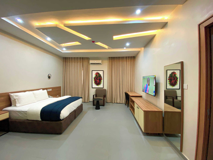 Bedroom 3, Everlasting Hotels and Garden, Lagelu