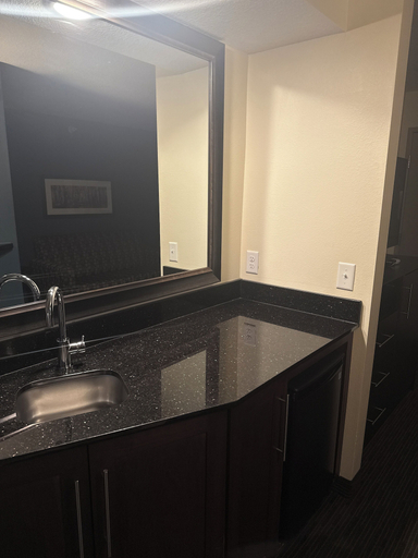 Bathroom 5, AmericInn by Wyndham Windom, Cottonwood