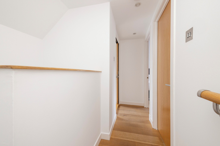 Others 4, Superb Flats in the Heart of Edinburgh, Edinburgh