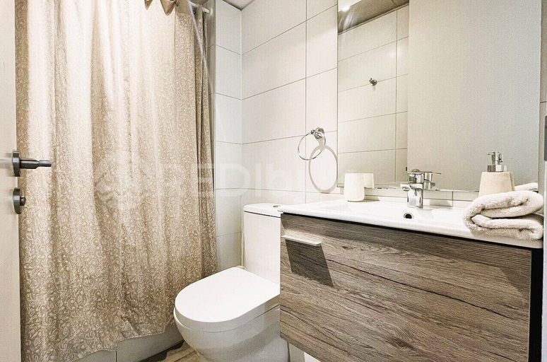 Bathroom 3, Exclusivo y moderno depto. Mirador Barón, Valparaíso