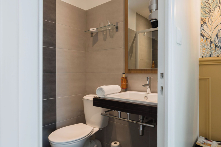 Bathroom 3