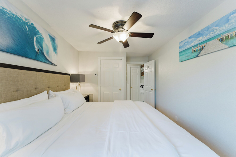Bedroom 3, Nola Apartment, Palm Beach
