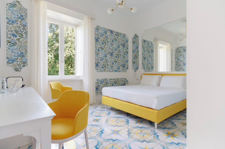 Bedroom 4, Relais Correale Rooms & Garden, Napoli