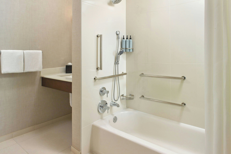 Bathroom 7