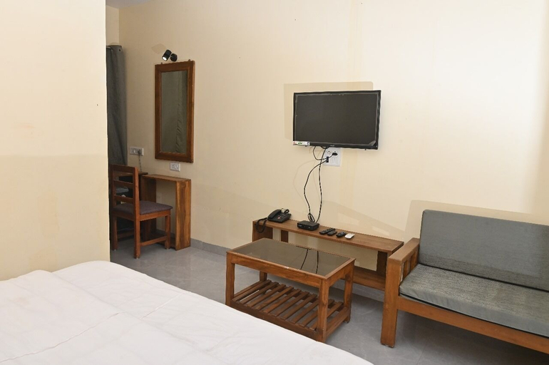 Others 4, Shiv Parvati Resort, Satara
