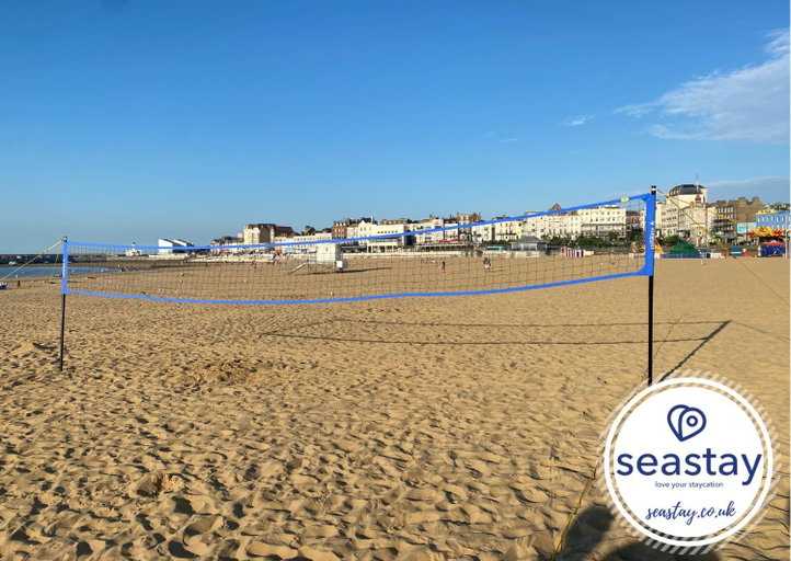 Others 4, Luna's Seaview Apartment Sleeps 4 Parking Beach, Kent