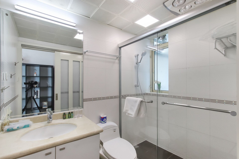 Bathroom 4, Tyms 2BR Apt Near ITC Xujiahui Line1 11, Shanghai