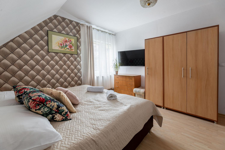 Others 5, APARTAMENTY VILLA PIGMALION - sauna, jacuzzi, parking, ogrod, Kłodzko