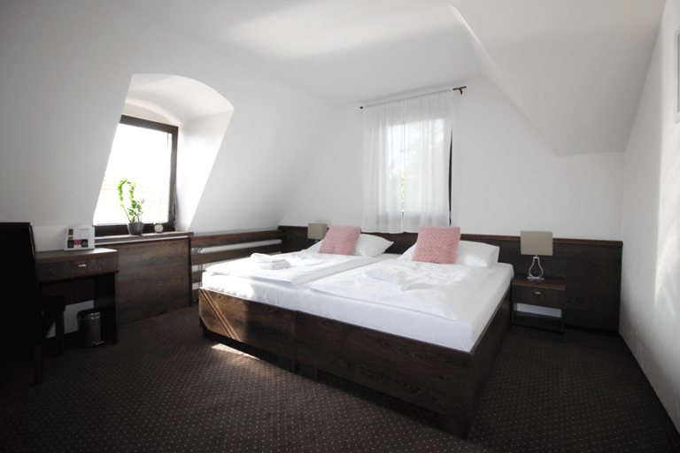 Bedroom 3, Penzión & Wellness Zoborská, Nitra