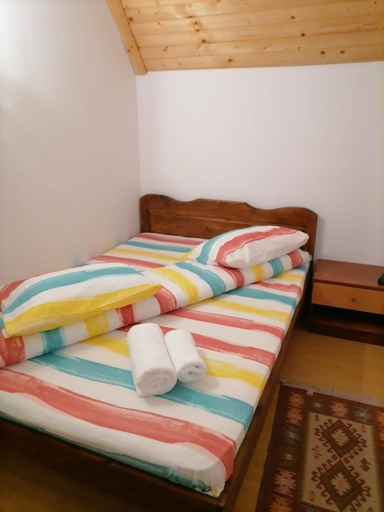 Others 3, Casa Maira, Novaci