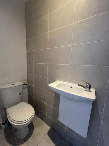 Bathroom 5, Hôtel Theffa, Bouches-du-Rhône