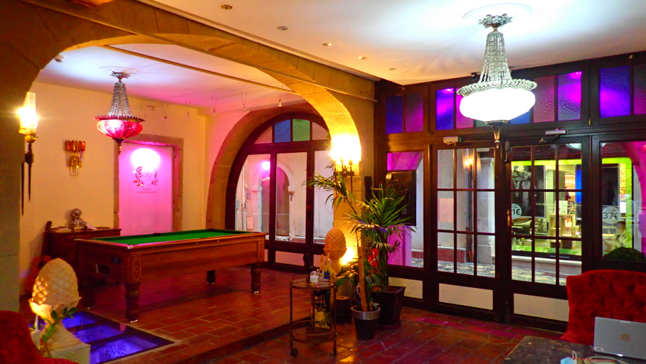 Public Area 3, Hôtel Renaissance, Tarn