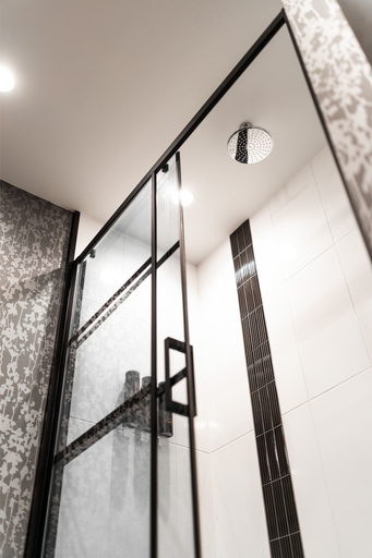 Bathroom 5, Jag Boutique Hotel, Division No. 1
